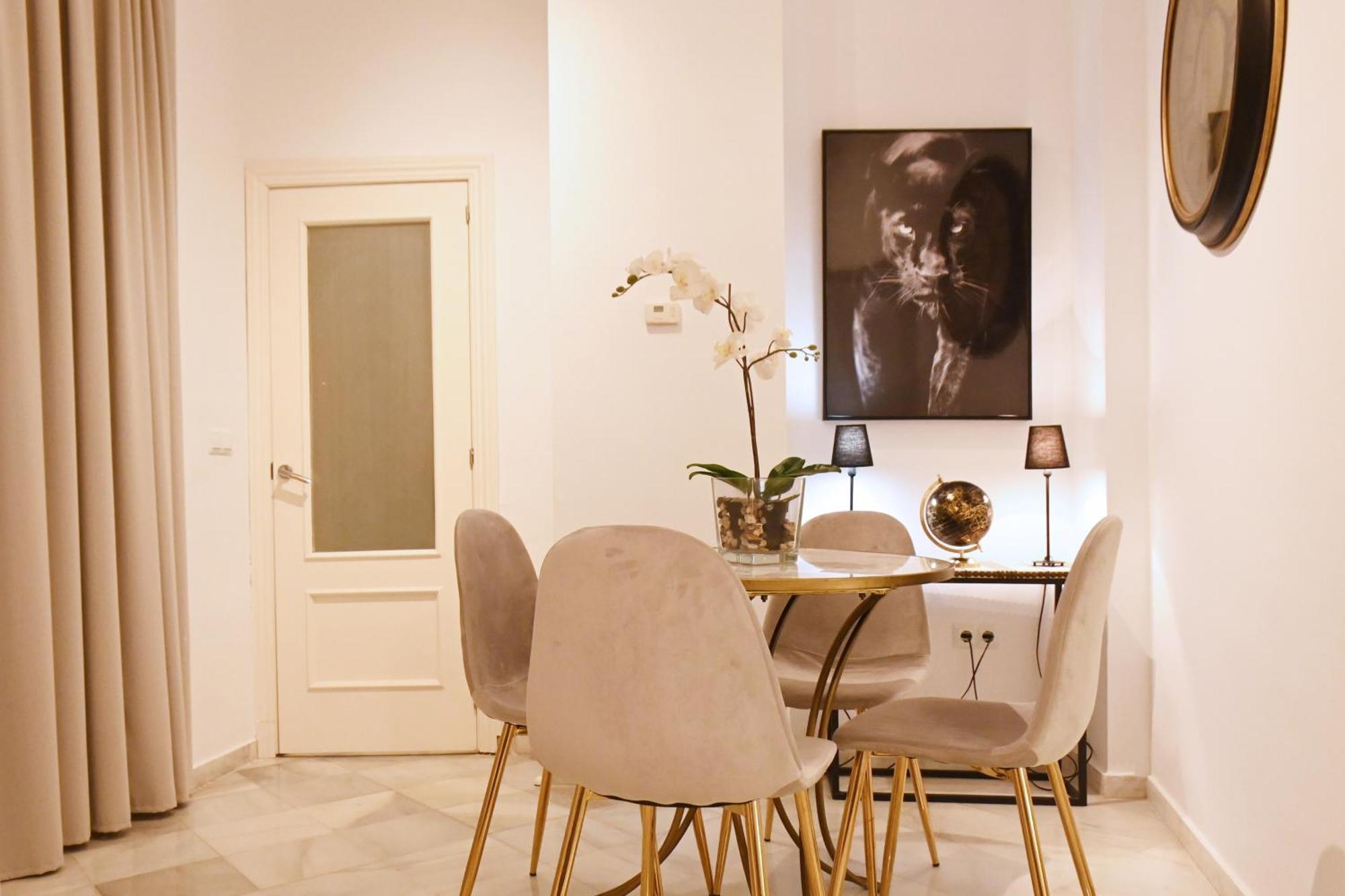 Tu Casa Con Patio En La Alameda Apartman Sevilla Szoba fotó